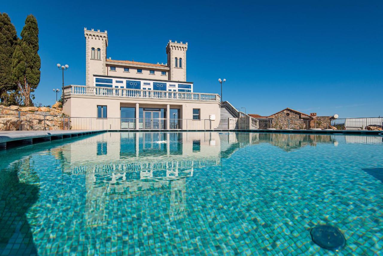 Castello Bonaria Wine & Hotel Campiglia Marittima