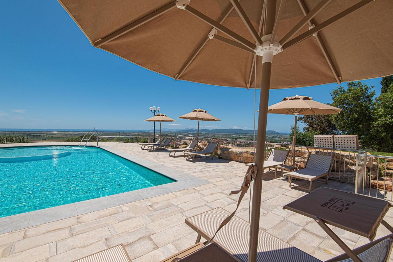Castello Bonaria Wine & 4*